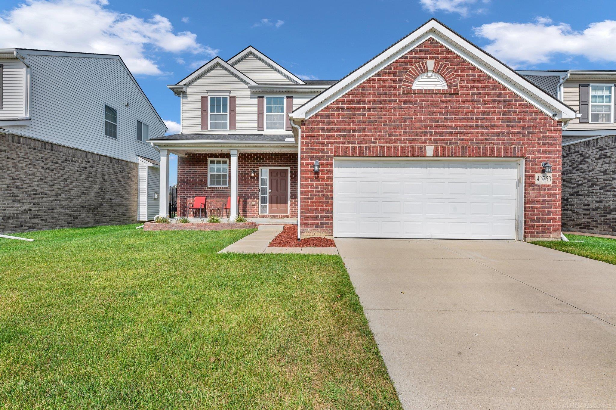 Altissimo Dr, Clinton Township, MI 48038
