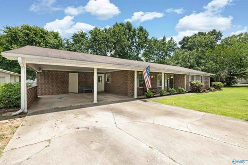 240 Dee Ann Rd, Trinity, AL, 35673-6513 | Card Image