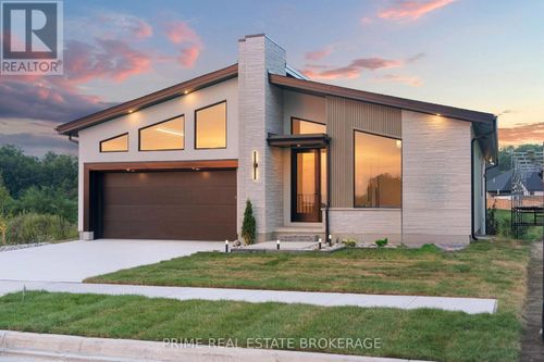 4100 Fallingbrook Rd, London, ON, N6P0H8 | Card Image