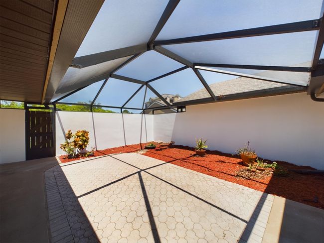 6256 - 6256 Mirror Lake Ct, Condo with 2 bedrooms, 2 bathrooms and null parking in Sebastian FL | Image 21