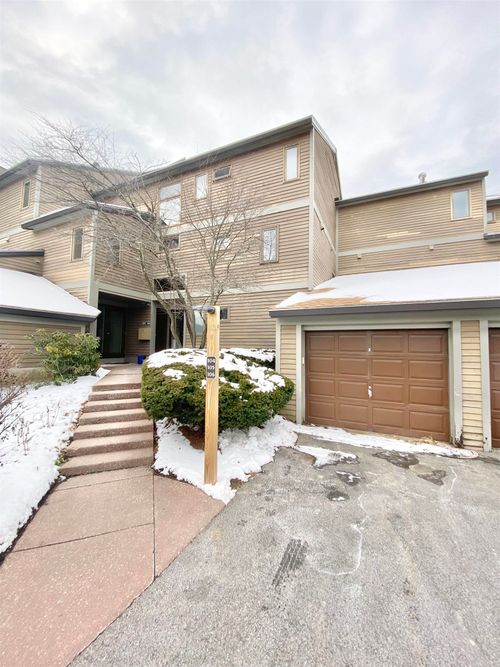 apt-104-54 E Redrock Dr, Burlington, VT, 05401-6011 | Card Image