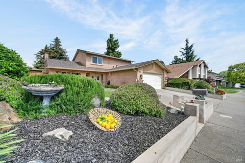 231 Panorama Dr, Benicia, CA, 94510-1525 | Card Image