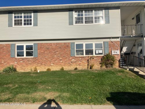 apt-a-1 Hawaii Ct, Matawan, NJ, 07747-4468 | Card Image