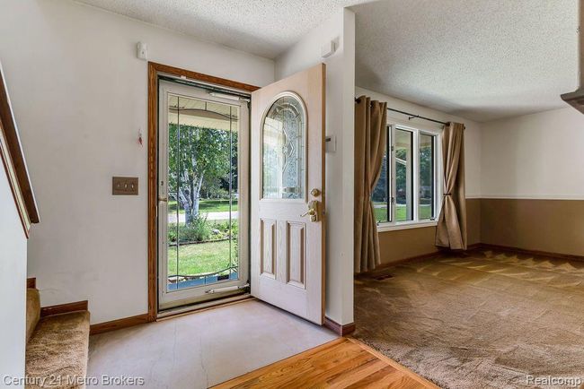 1190 Stonehenge Rd, House other with 3 bedrooms, 2 bathrooms and null parking in Flint MI | Image 4
