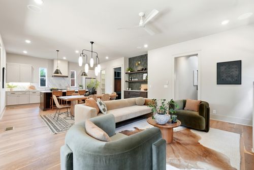 561 Watsonwood Dr, Nashville, TN, 37211-5320 | Card Image