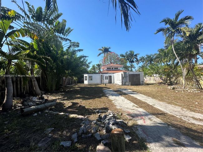 1404 Jackson St, House other with 3 bedrooms, 2 bathrooms and null parking in Hollywood FL | Image 9