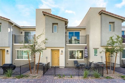 6811 Sage Gold Ct, North Las Vegas, NV, 89086-1644 | Card Image