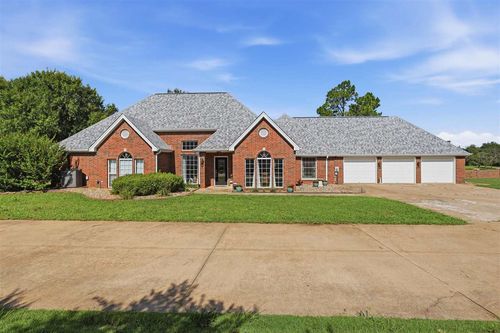1502 N 8th St, PERRY, OK, 73077-2249 | Card Image