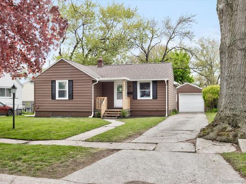 2846 Cooper Ave, Port Huron, MI, 48060-2024 | Card Image