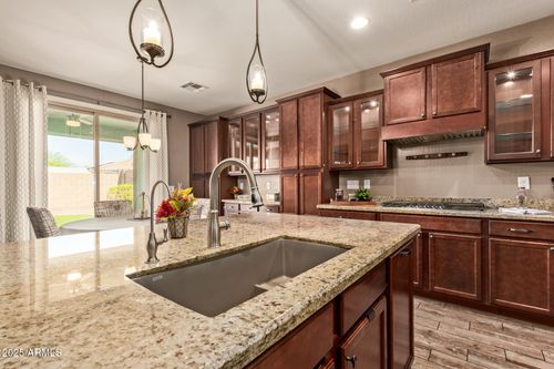 8992 W Ruth Ave, Peoria, AZ, 85345-7980 | Card Image