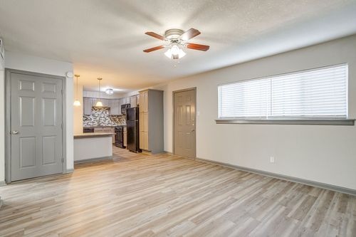 22-3870 Tulsa Way, Fort Worth, TX, 76107-3316 | Card Image