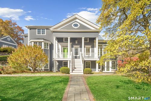 135 Comstock Hill Rd, New Canaan, CT, 06840-5221 | Card Image