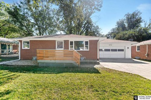 6721 Bethany Park Dr, Lincoln, NE, 68505-2259 | Card Image