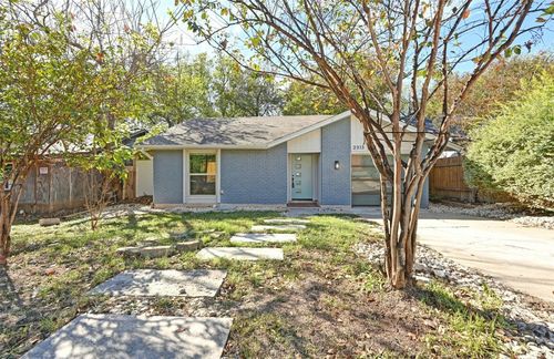 2313 Bendridge Trail, Austin, TX, 78744 | Card Image