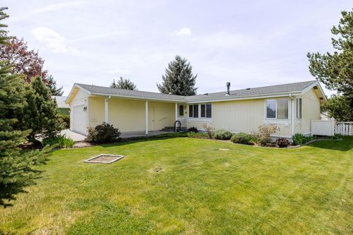 1645 Ne 6th St, Redmond, OR, 97756-8580 | Card Image