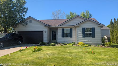 6138 Deer Park Pass, Grand Blanc, MI, 48439-9611 | Card Image
