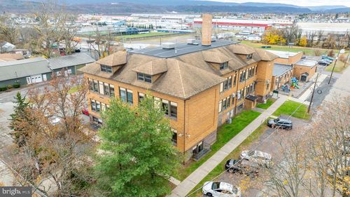 1401 Market St, Berwick, PA, 18603-2140 | Card Image