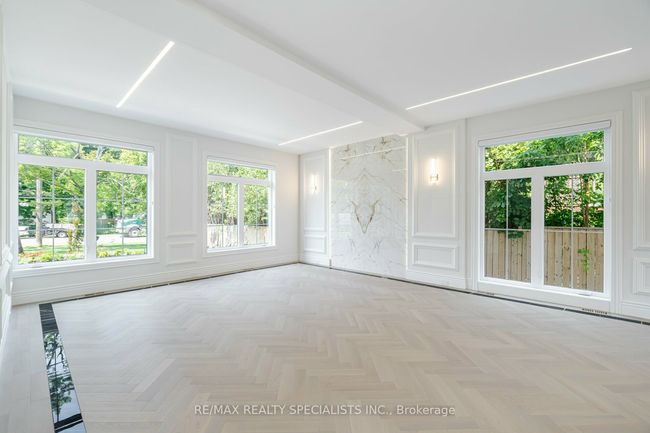 2014 Lakeshore Rd W, House other with 5 bedrooms, 7 bathrooms and 12 parking in Oakville ON | Image 6