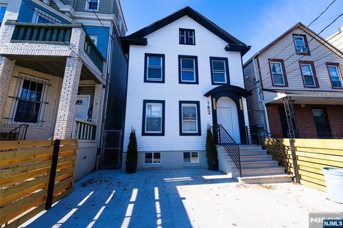 182 Summer Ave, Newark, NJ, 07104-2616 | Card Image