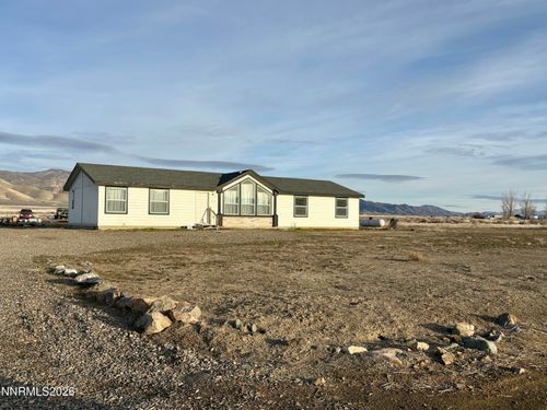 1415 Van Diest Rd, Winnemucca, NV, 89445-5430 | Card Image