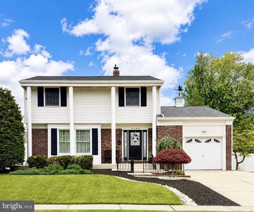 2400 Beverly Rd, CINNAMINSON, NJ, 08077-3612 | Card Image