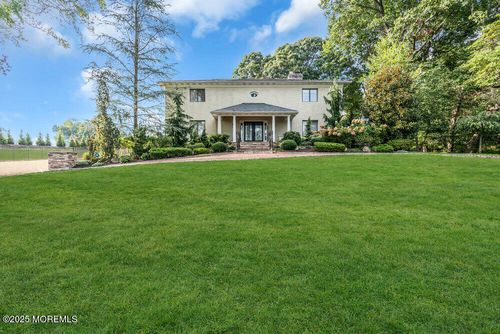 583 Navesink River Rd, Red Bank, NJ, 07701-6326 | Card Image