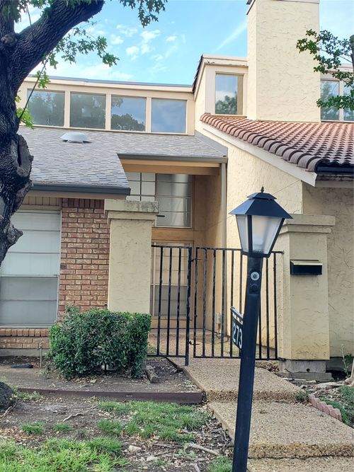 12735 Burninglog Ln, Dallas, TX, 75243-3231 | Card Image