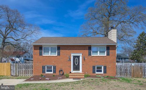 804 221st St, PASADENA, MD, 21122-1324 | Card Image