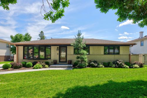 511 Wingate Dr, Schaumburg, IL, 60193-3064 | Card Image