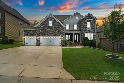 2233 Brandybuck Ct, Fort Mill, SC, 29715-0171 | Card Image