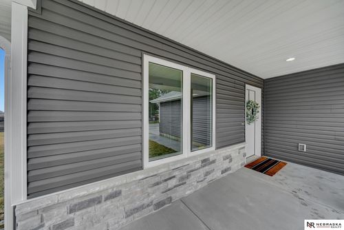 611 Pine St, Greenwood, NE, 68366 | Card Image