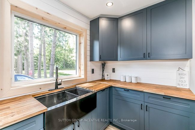 7216 County Rd 13, House other with 2 bedrooms, 1 bathrooms and 15 parking in Lisle ON | Image 18