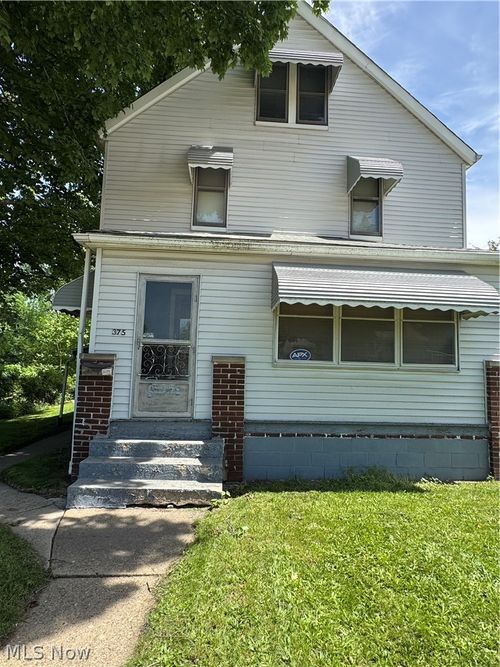 375 N Arlington St, Akron, OH, 44305-1632 | Card Image