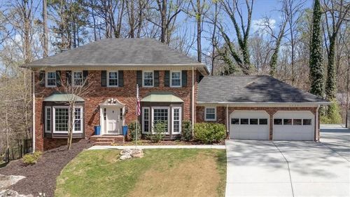 3325 Indian Hills Dr, Marietta, GA, 30068-3253 | Card Image