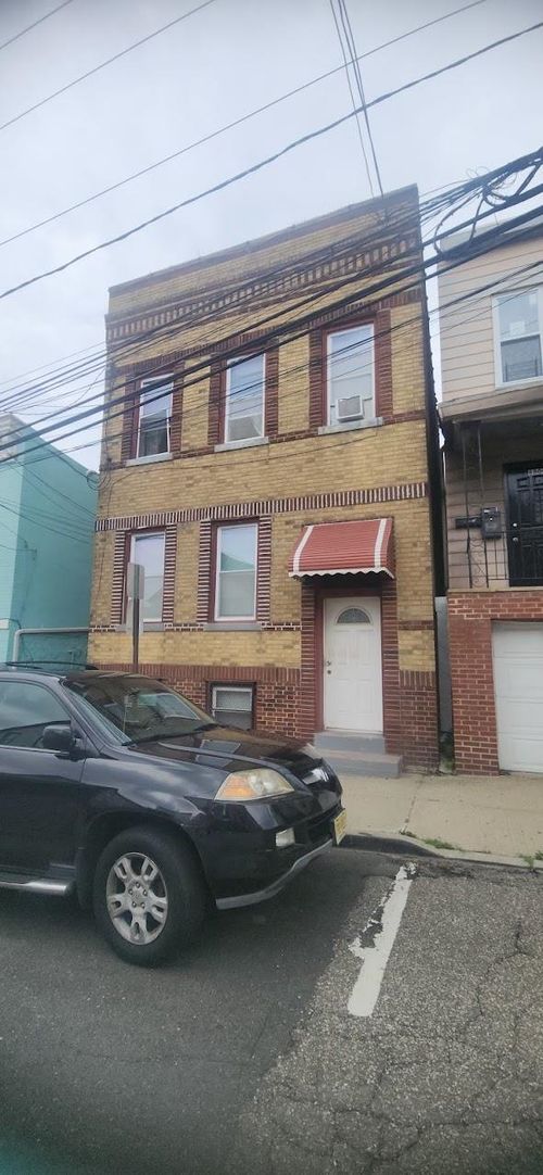 1-6807 Smith Ave, North Bergen, NJ, 07047-3700 | Card Image