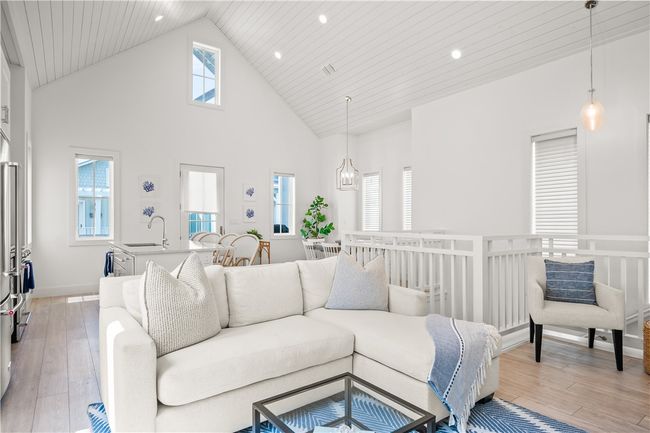 239 Horse Ln, House other with 2 bedrooms, 2 bathrooms and null parking in Port Aransas TX | Image 16