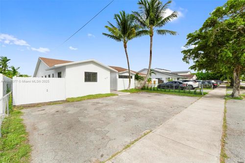 971 Sw 88th Ave, Miami, FL, 33174-3214 | Card Image