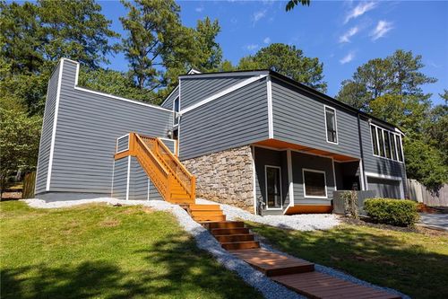 4053 Spalding Holw, Peachtree Corners, GA, 30092-1965 | Card Image