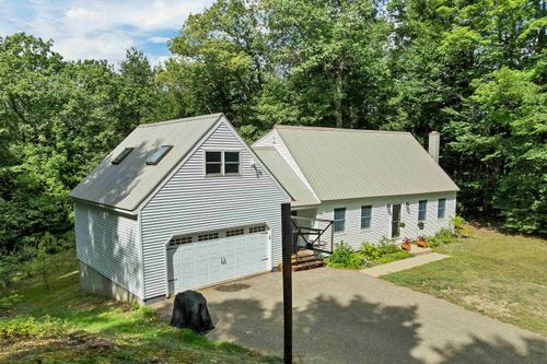 41 Haywagon Rd, Gilford, NH, 03249-6921 | Card Image