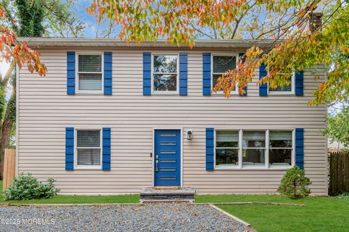 58 Flipper Ave, Manahawkin, NJ, 08050-1829 | Card Image