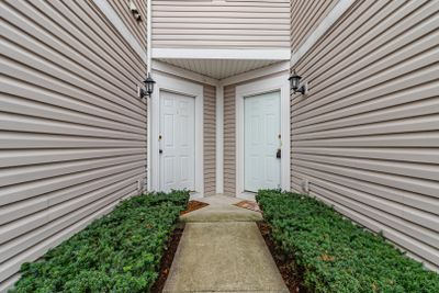 1273 W Black Wolf Road, Townhouse with 2 bedrooms, 2 bathrooms and 2 parking in Round Lake IL | Image 2