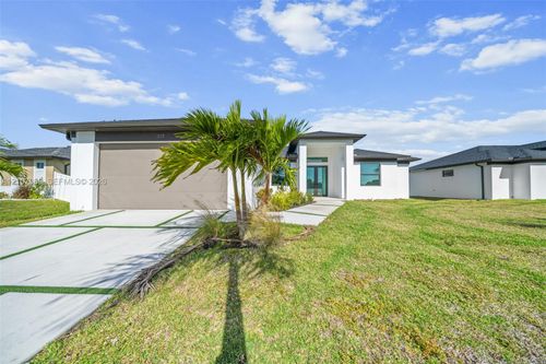 317 Ne 15th Terrace, Cape Coral, FL, 33909 | Card Image