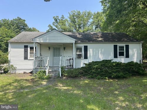 8016 Bock Rd, FORT WASHINGTON, MD, 20744-2203 | Card Image