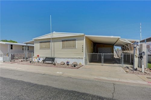 3652 Katmai Dr, Las Vegas, NV, 89122-4018 | Card Image