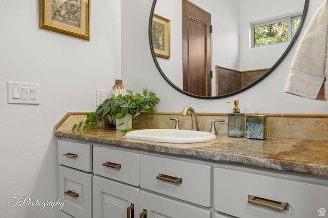 Bathroom with vanity | Image 46