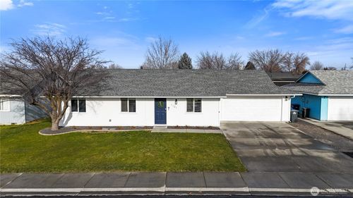 1101 E Hayden Dr, Moses Lake, WA, 98837-4400 | Card Image