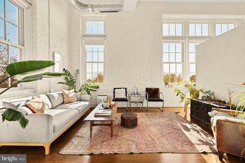 211-440 12th St Ne, WASHINGTON, DC, 20002-6386 | Card Image