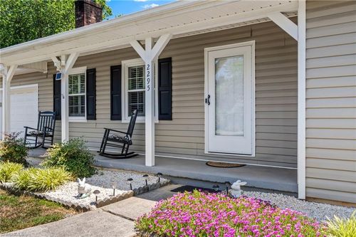 2295 Winterberry Drive, Winston Salem, NC, 27106 | Card Image