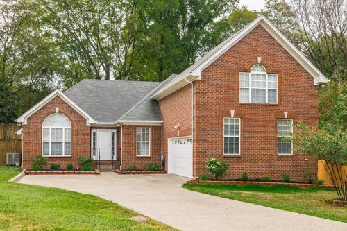 102 Hazelwood Ct, Hendersonville, TN, 37075-4890 | Card Image
