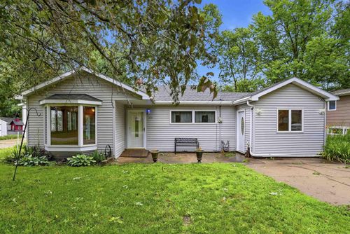 1219 Western Ave, Cedar Falls, IA, 50613-1065 | Card Image